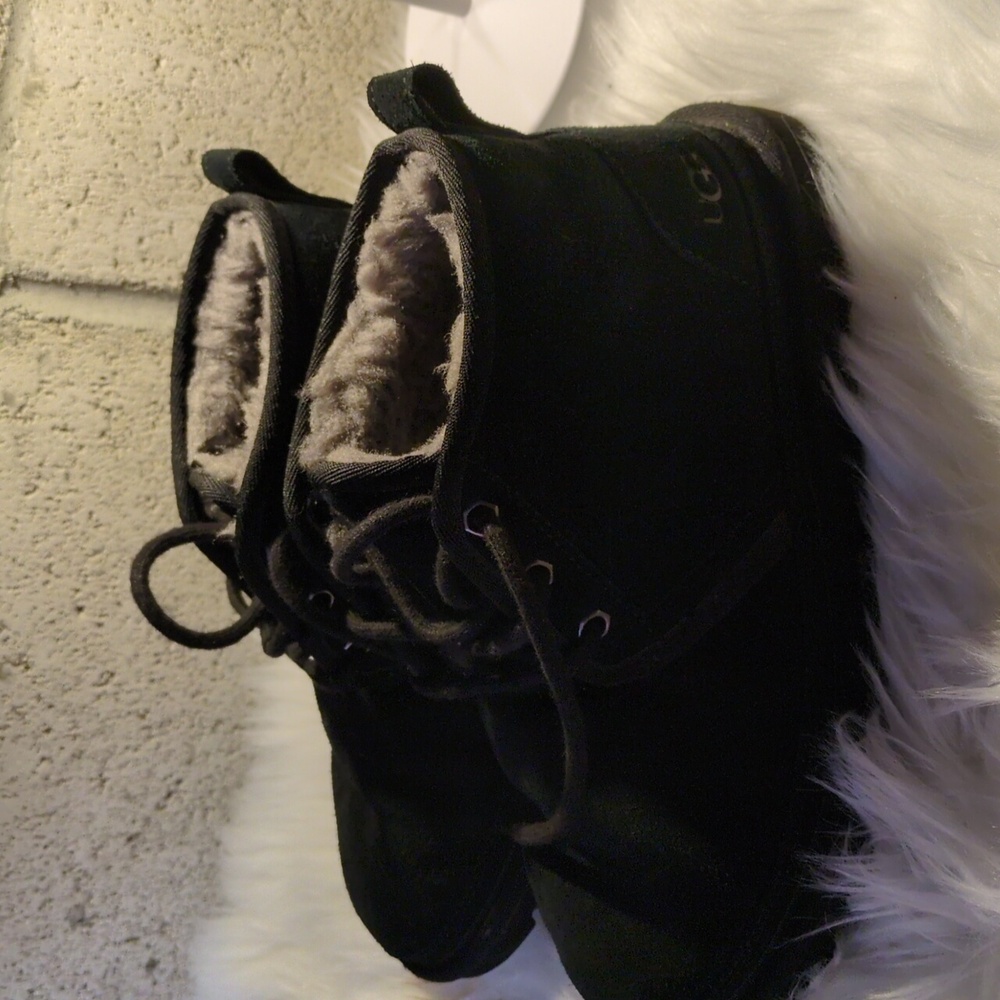 Uggs cute shirt boots